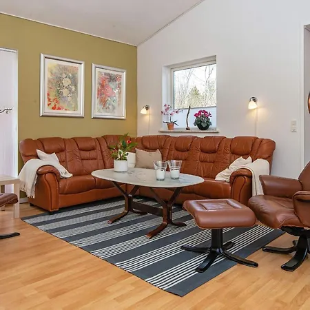 Secluded Forest Haven-by Traum 度假居