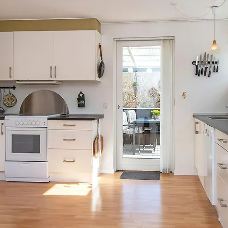 8 Person In Logstor Tatil Evi