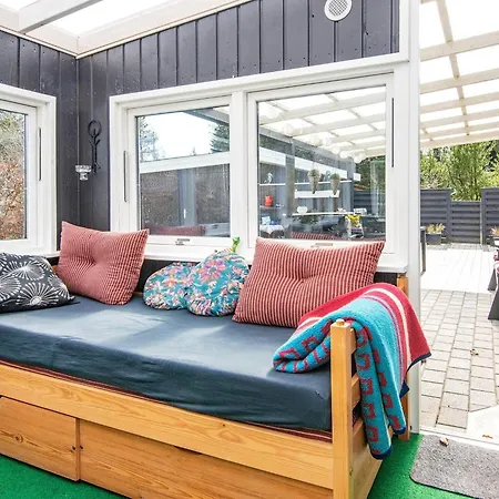 Holiday home Secluded Forest Haven-by Traum Logsted