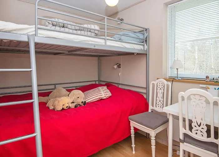 Secluded Forest Haven-by Traum * Løgsted