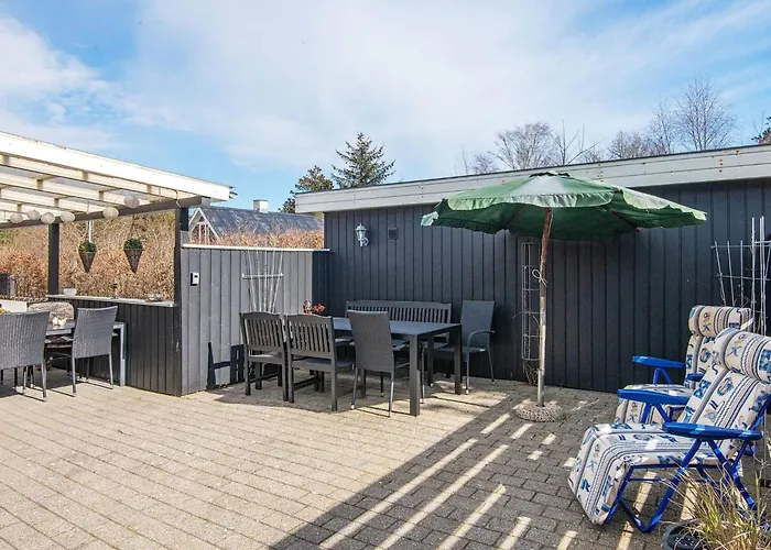 Secluded Forest Haven-by Traum Semesterbostad *